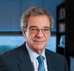 Cesar Alierta, Consejero de la filial de televisión de Telefónica (DTS) Cesar Alierta, Consejero de la filial de televisión de Telefónica (DTS)